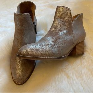 Anthro - Liendo by Seychelles Heeled Ankle Booties - Gold fleck